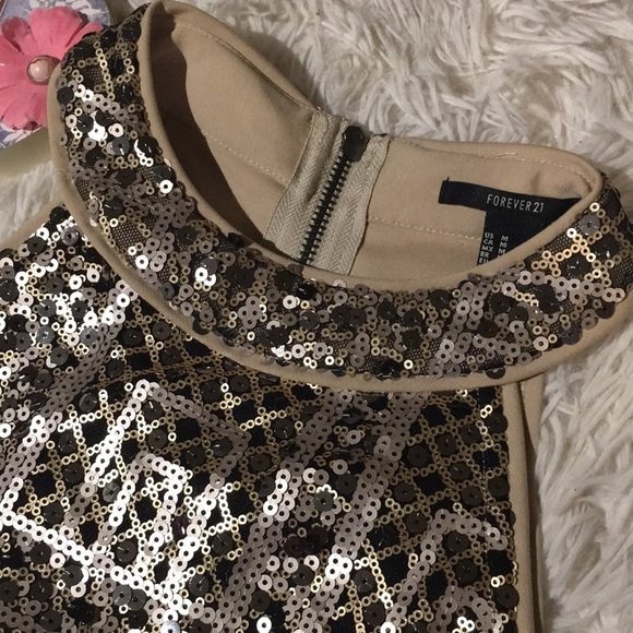 🆕 Sparkly Crop Top Medium - Picture 2 of 7